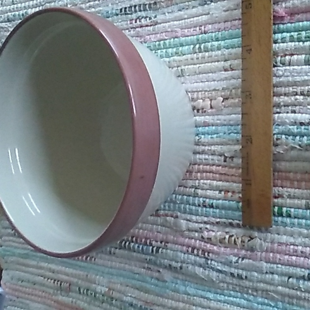 MAUVE & CREAM 5 1/2" Over & Back Porcelain Bowl
